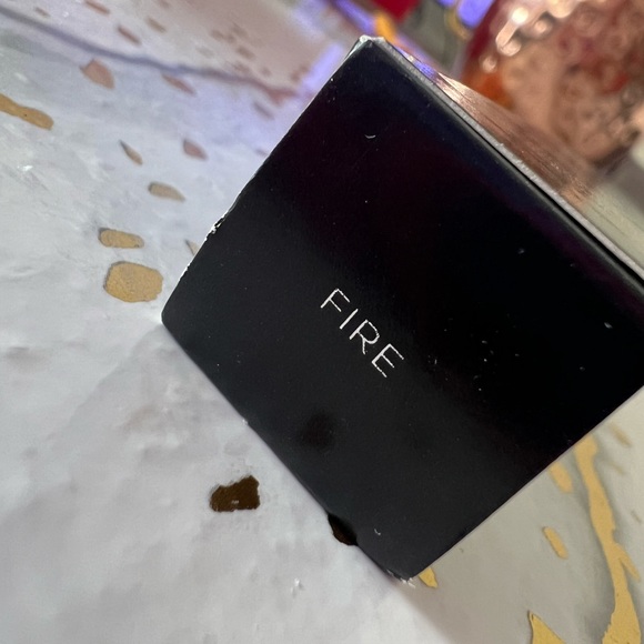 Bareminerals statement liquid lip color FIRE BRAND NEW IN THE BOX - Picture 3 of 4